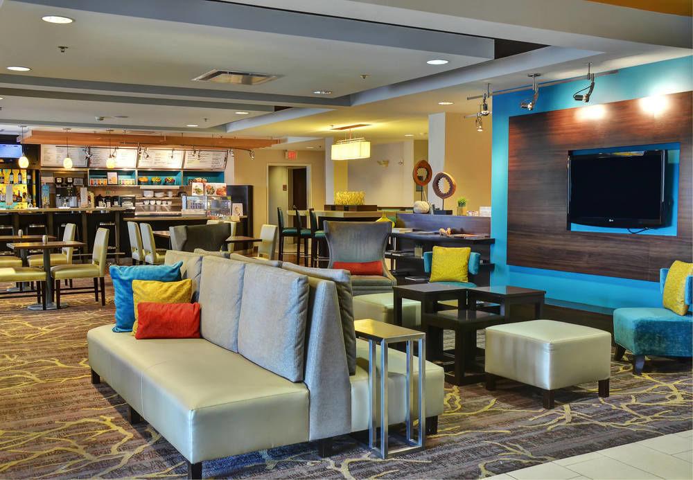 Courtyard By Marriott Indianapolis South Hotel Bagian luar foto